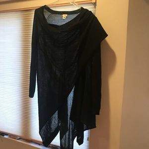 Hoss size M light wrap sweater
